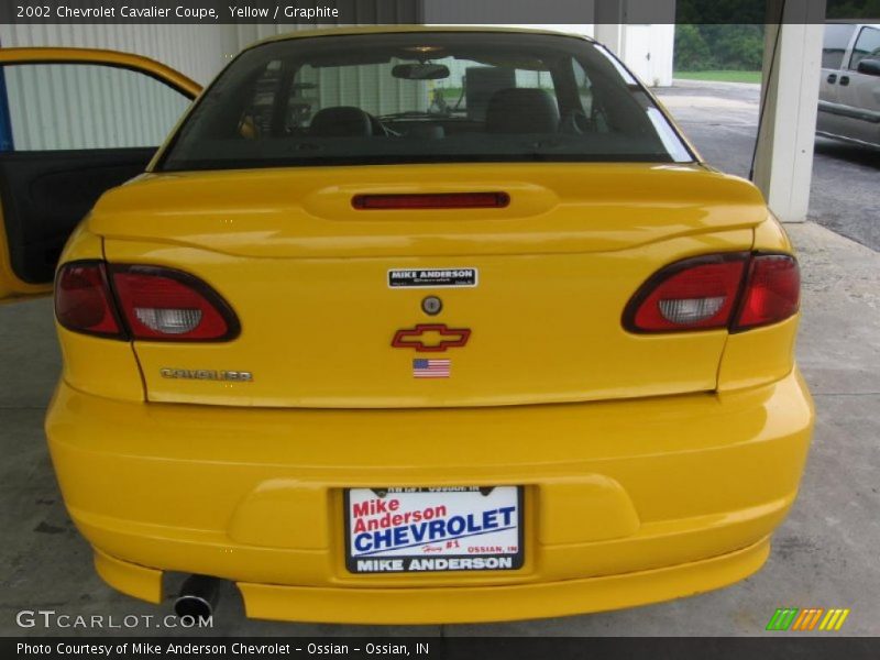 Yellow / Graphite 2002 Chevrolet Cavalier Coupe