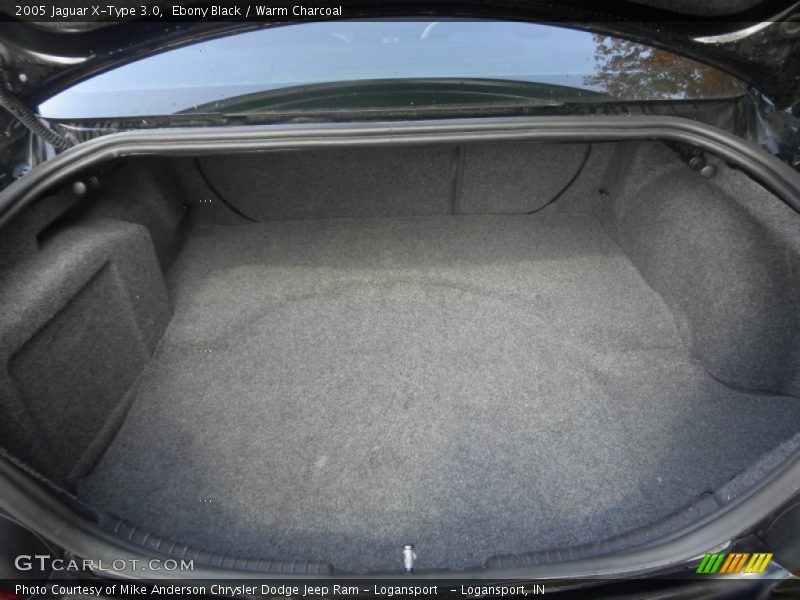  2005 X-Type 3.0 Trunk