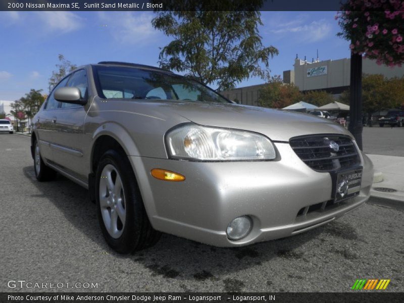 Sunlit Sand Metallic / Blond 2000 Nissan Maxima SE