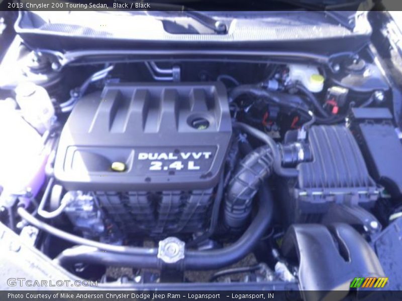 Black / Black 2013 Chrysler 200 Touring Sedan