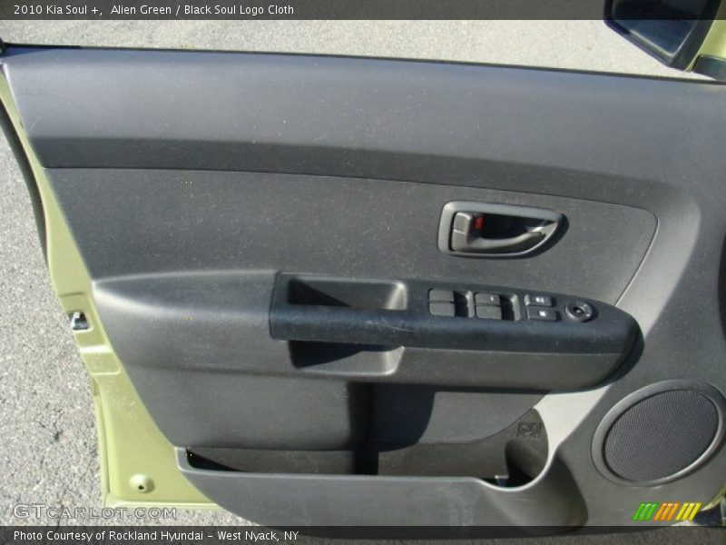 Alien Green / Black Soul Logo Cloth 2010 Kia Soul +