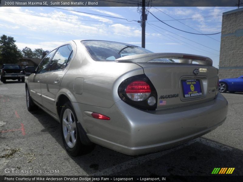 Sunlit Sand Metallic / Blond 2000 Nissan Maxima SE
