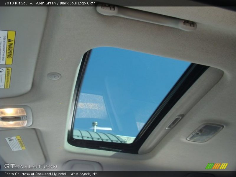 Alien Green / Black Soul Logo Cloth 2010 Kia Soul +
