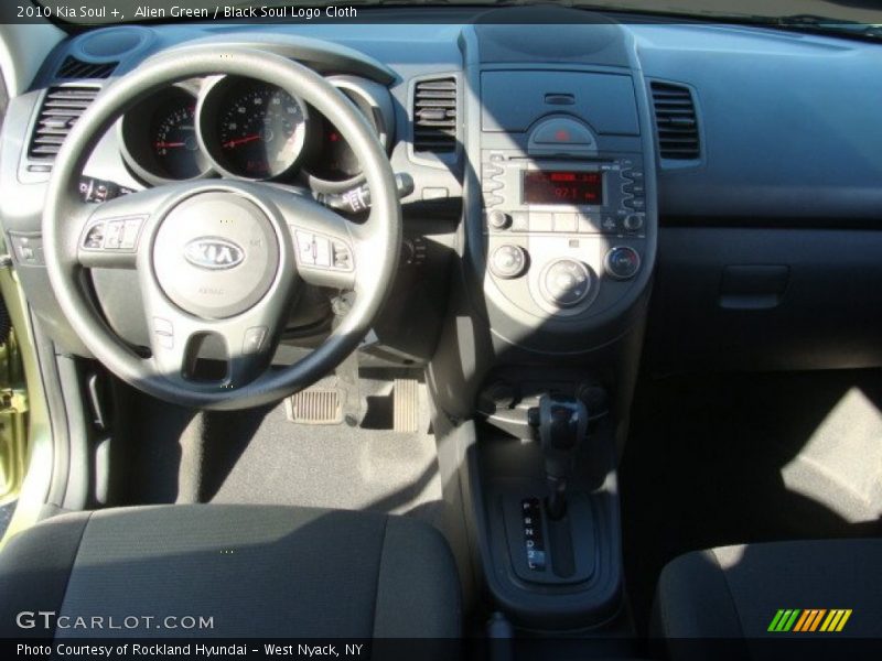 Alien Green / Black Soul Logo Cloth 2010 Kia Soul +