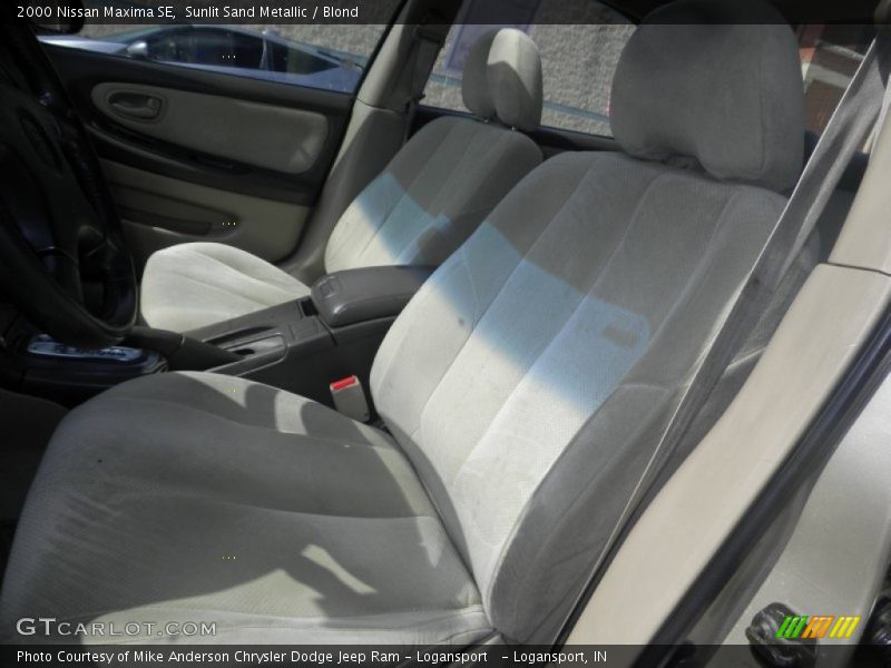 Sunlit Sand Metallic / Blond 2000 Nissan Maxima SE
