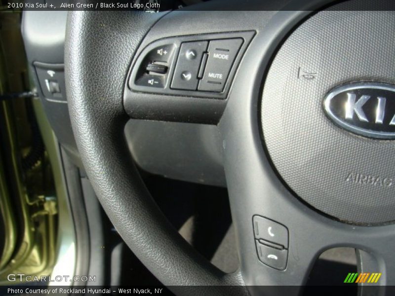 Alien Green / Black Soul Logo Cloth 2010 Kia Soul +