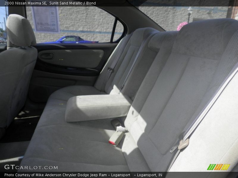 Sunlit Sand Metallic / Blond 2000 Nissan Maxima SE