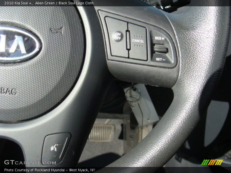 Alien Green / Black Soul Logo Cloth 2010 Kia Soul +
