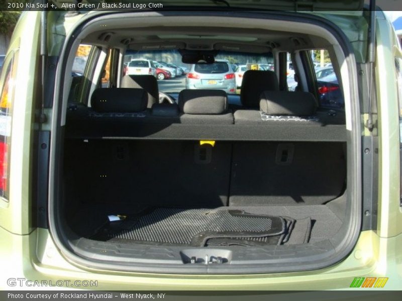 Alien Green / Black Soul Logo Cloth 2010 Kia Soul +