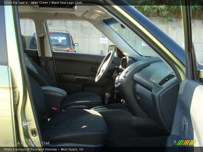 Alien Green / Black Soul Logo Cloth 2010 Kia Soul +