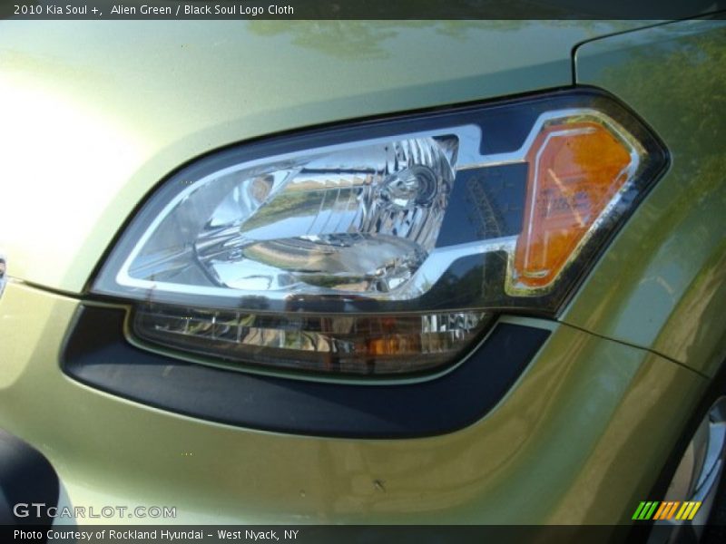 Alien Green / Black Soul Logo Cloth 2010 Kia Soul +