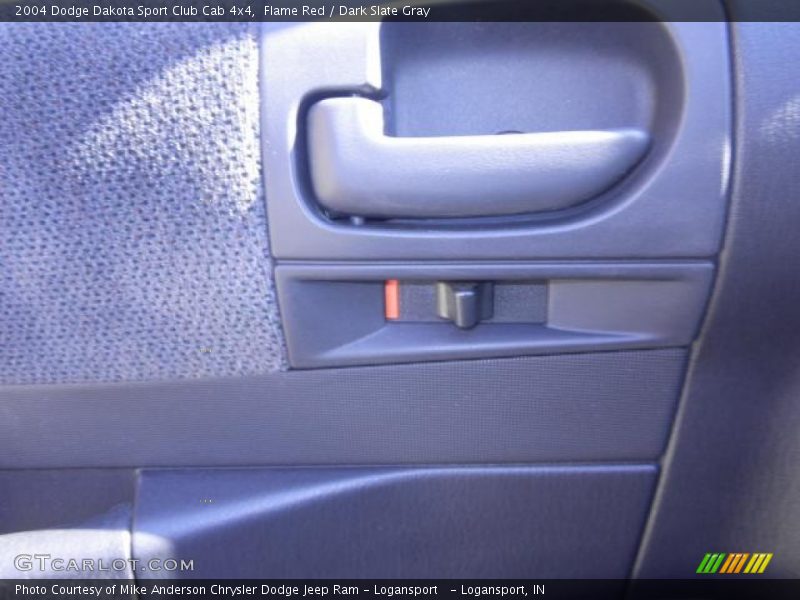 Flame Red / Dark Slate Gray 2004 Dodge Dakota Sport Club Cab 4x4