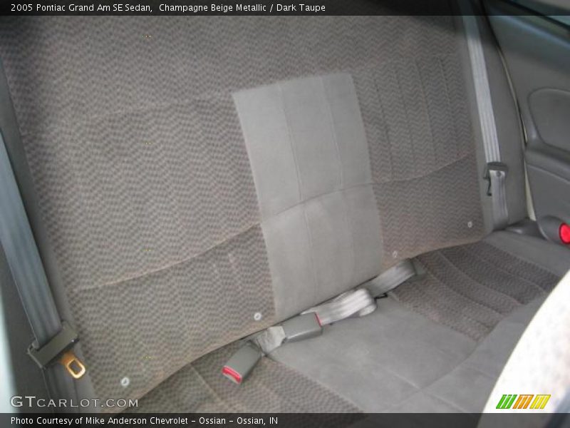 Champagne Beige Metallic / Dark Taupe 2005 Pontiac Grand Am SE Sedan