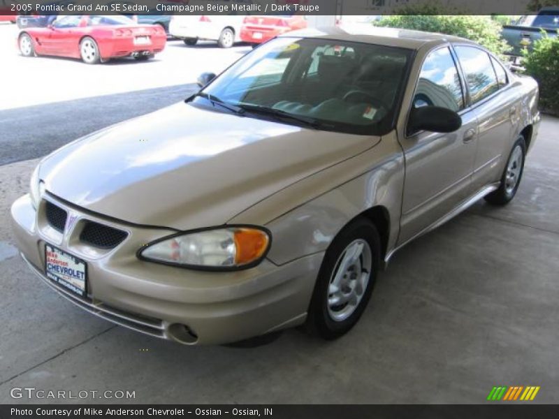 Champagne Beige Metallic / Dark Taupe 2005 Pontiac Grand Am SE Sedan