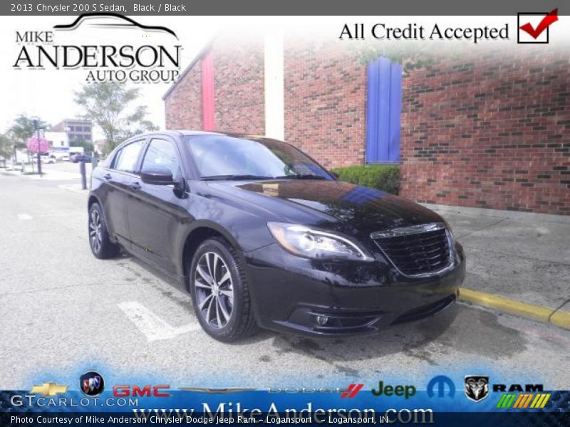 Black / Black 2013 Chrysler 200 S Sedan