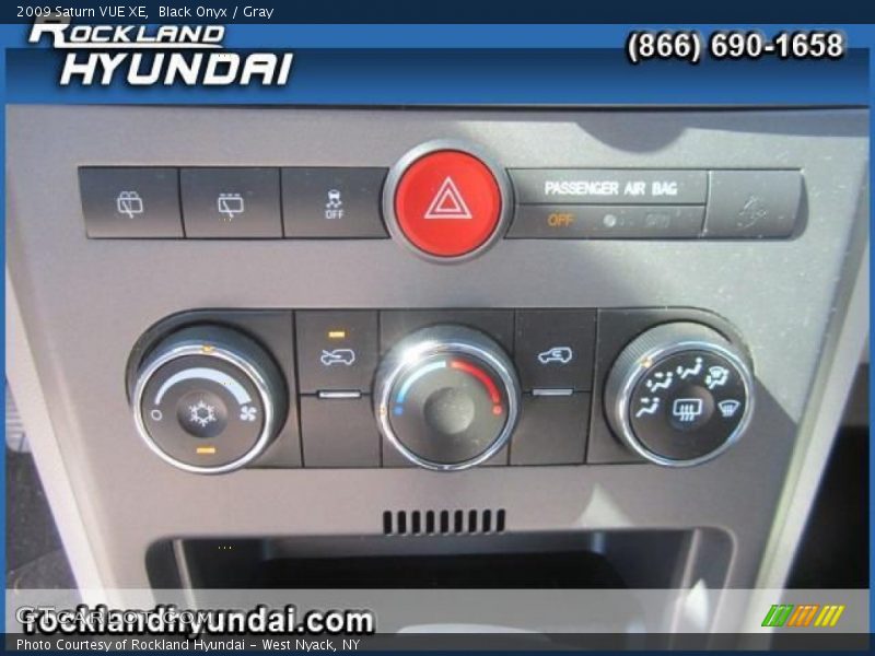 Black Onyx / Gray 2009 Saturn VUE XE
