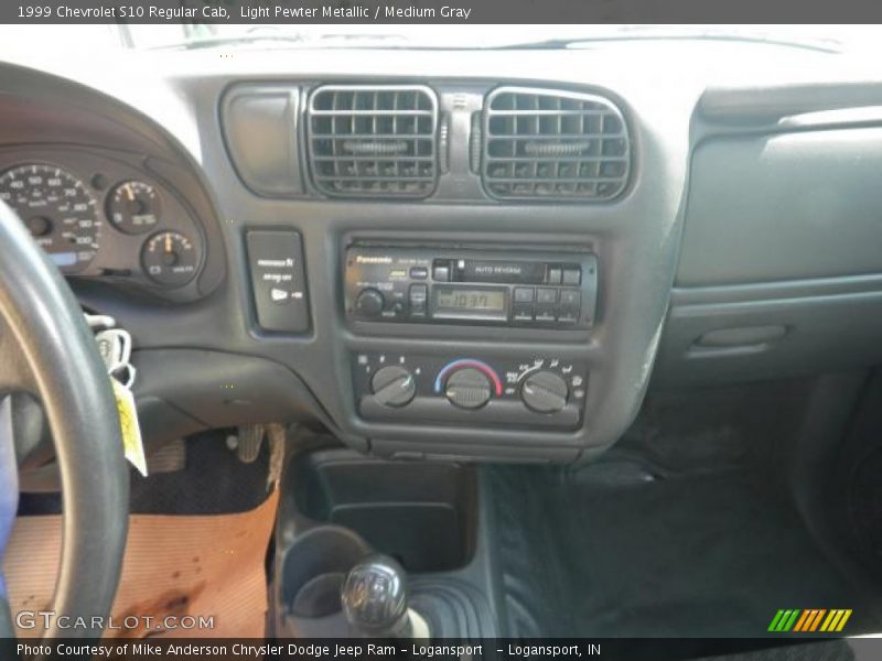 Light Pewter Metallic / Medium Gray 1999 Chevrolet S10 Regular Cab