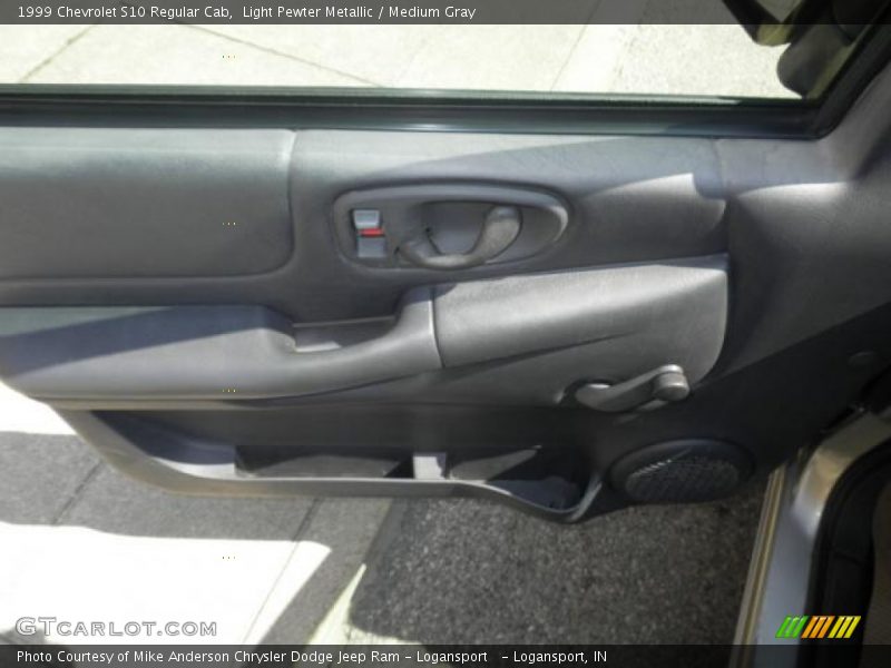 Light Pewter Metallic / Medium Gray 1999 Chevrolet S10 Regular Cab