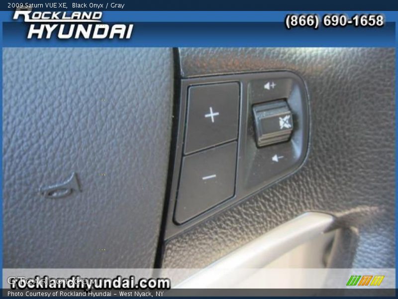 Black Onyx / Gray 2009 Saturn VUE XE