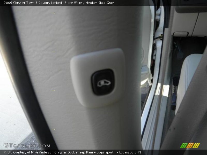 Stone White / Medium Slate Gray 2006 Chrysler Town & Country Limited