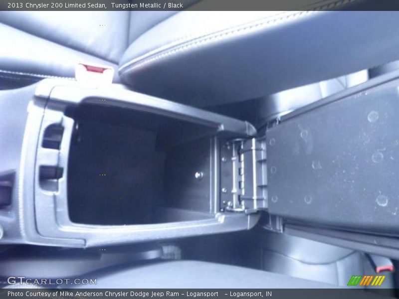 Tungsten Metallic / Black 2013 Chrysler 200 Limited Sedan