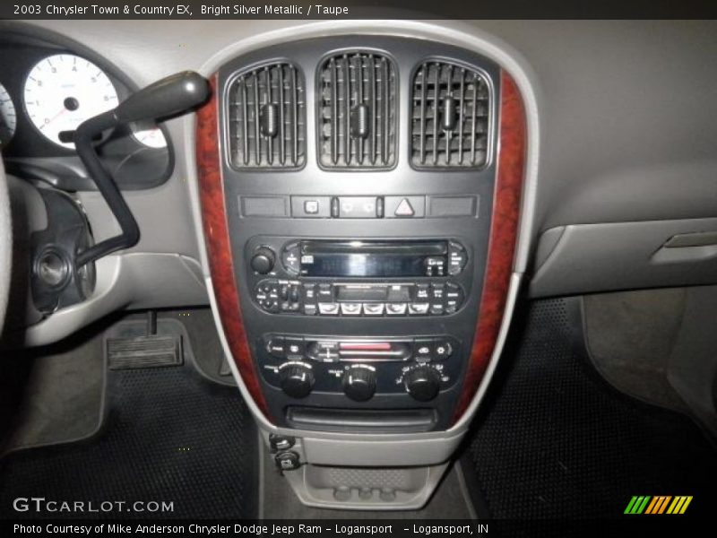 Controls of 2003 Town & Country EX
