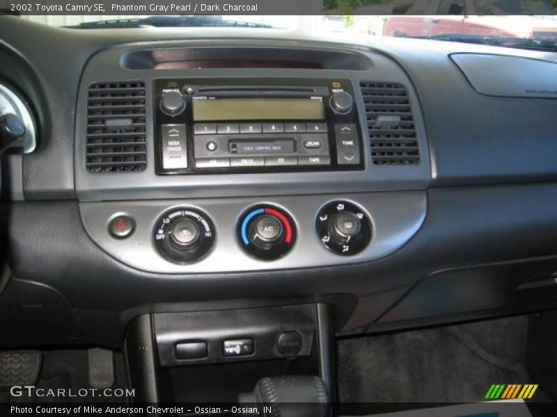 Phantom Gray Pearl / Dark Charcoal 2002 Toyota Camry SE