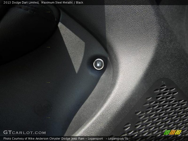 Maximum Steel Metallic / Black 2013 Dodge Dart Limited