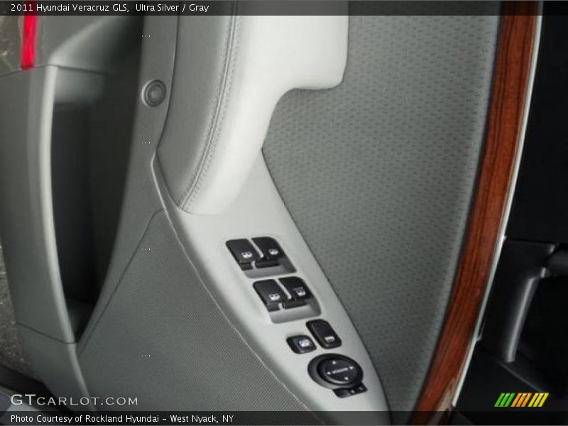 Ultra Silver / Gray 2011 Hyundai Veracruz GLS
