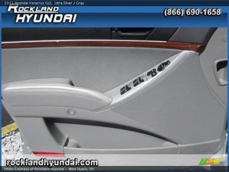 Ultra Silver / Gray 2011 Hyundai Veracruz GLS
