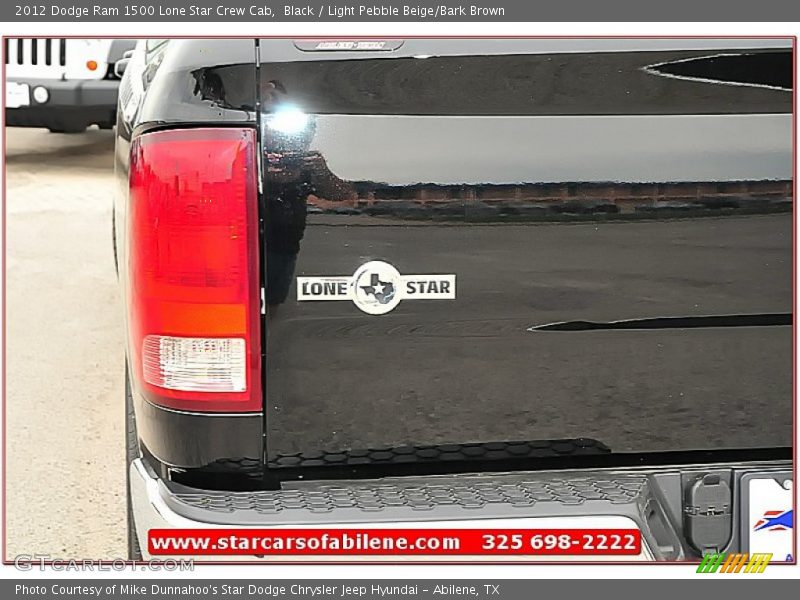 Black / Light Pebble Beige/Bark Brown 2012 Dodge Ram 1500 Lone Star Crew Cab