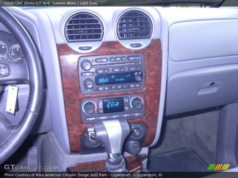 Summit White / Light Gray 2006 GMC Envoy SLT 4x4