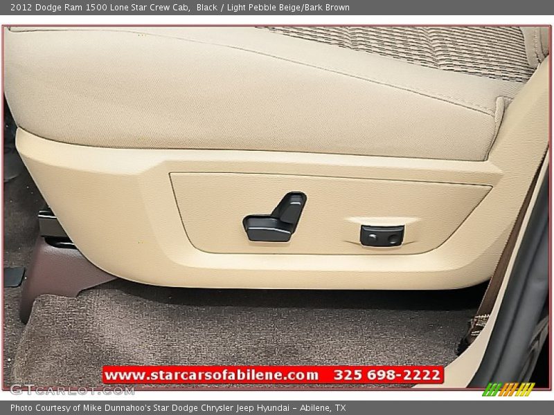 Black / Light Pebble Beige/Bark Brown 2012 Dodge Ram 1500 Lone Star Crew Cab