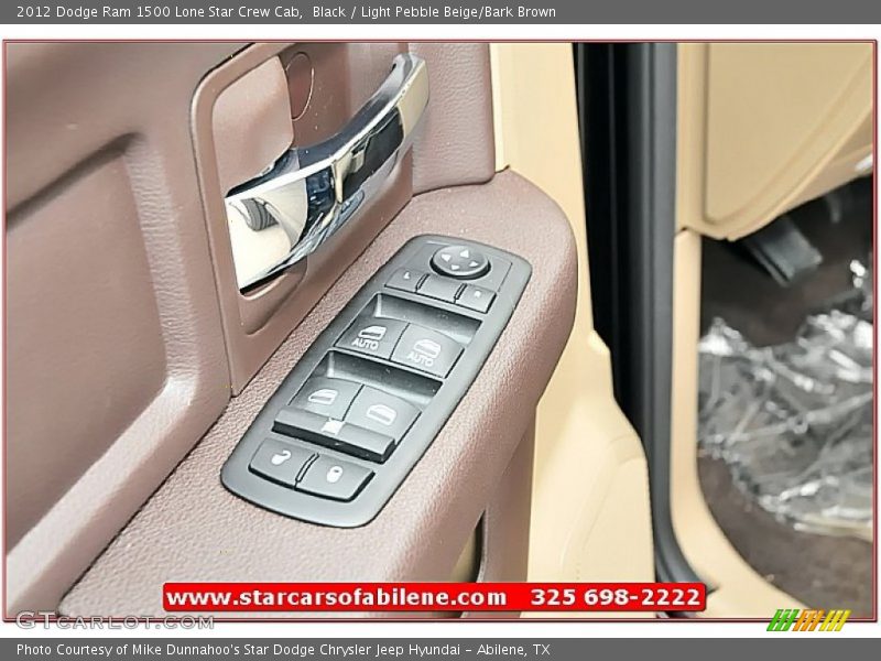 Black / Light Pebble Beige/Bark Brown 2012 Dodge Ram 1500 Lone Star Crew Cab