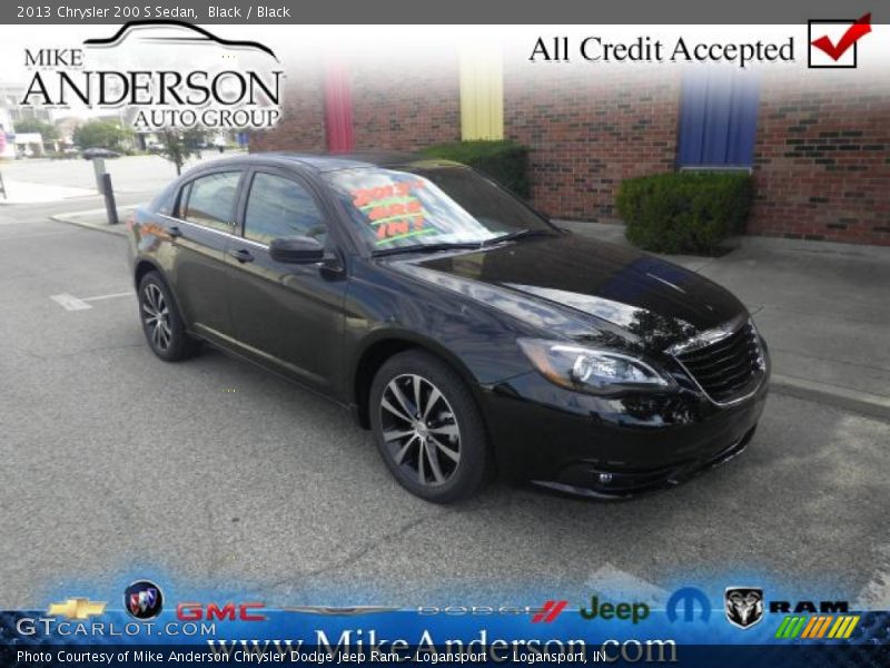 Black / Black 2013 Chrysler 200 S Sedan