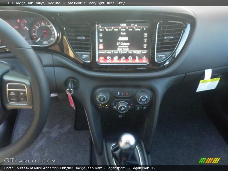 Redline 2-Coat Pearl / Black/Light Diesel Gray 2013 Dodge Dart Rallye