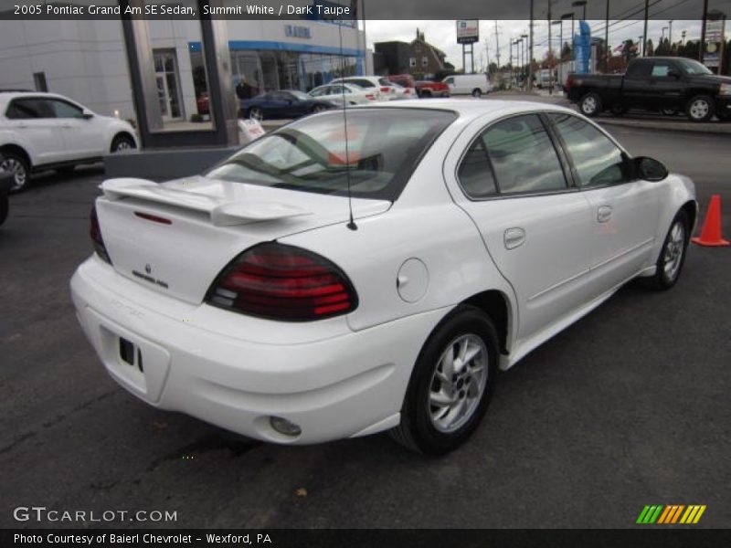 Summit White / Dark Taupe 2005 Pontiac Grand Am SE Sedan