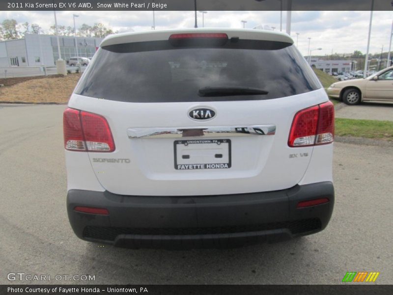 Snow White Pearl / Beige 2011 Kia Sorento EX V6 AWD