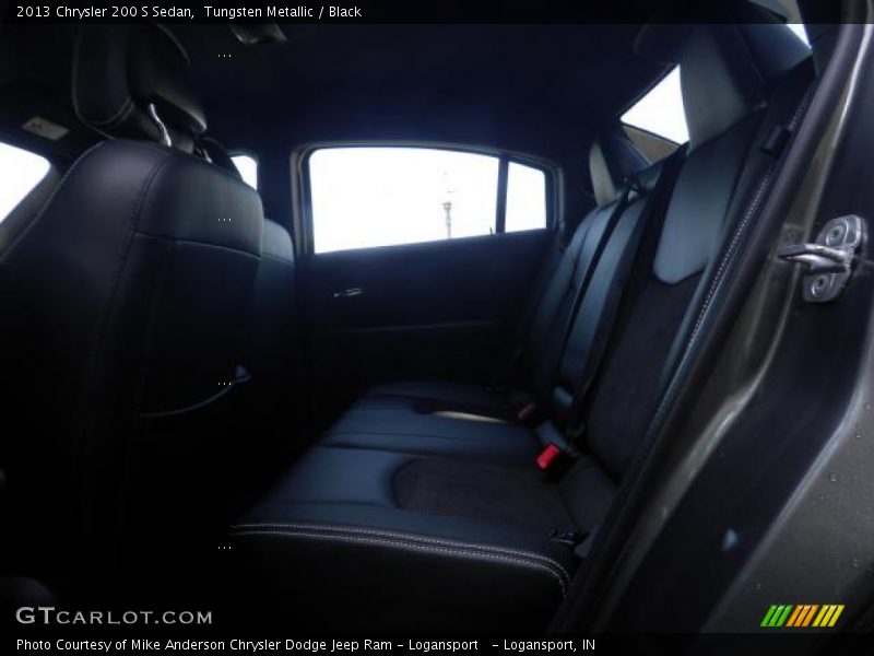 Tungsten Metallic / Black 2013 Chrysler 200 S Sedan