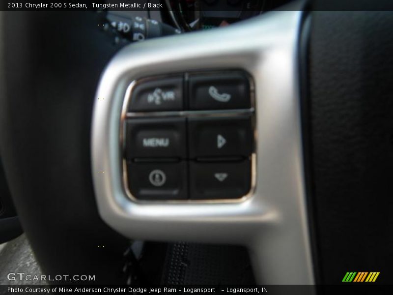 Tungsten Metallic / Black 2013 Chrysler 200 S Sedan