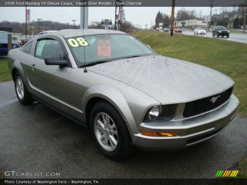 Vapor Silver Metallic / Dark Charcoal 2008 Ford Mustang V6 Deluxe Coupe