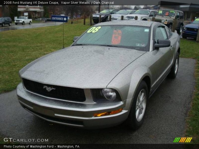 Vapor Silver Metallic / Dark Charcoal 2008 Ford Mustang V6 Deluxe Coupe