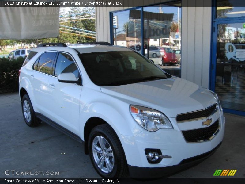 Front 3/4 View of 2013 Equinox LT