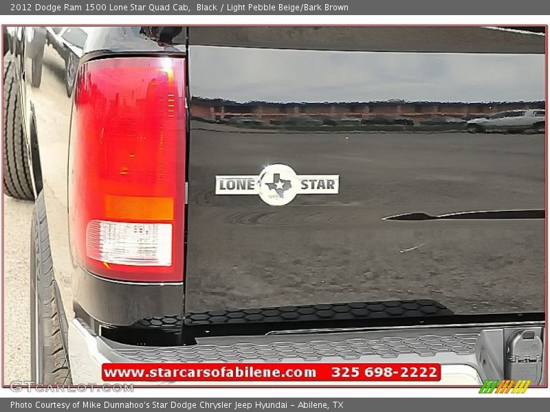 Black / Light Pebble Beige/Bark Brown 2012 Dodge Ram 1500 Lone Star Quad Cab