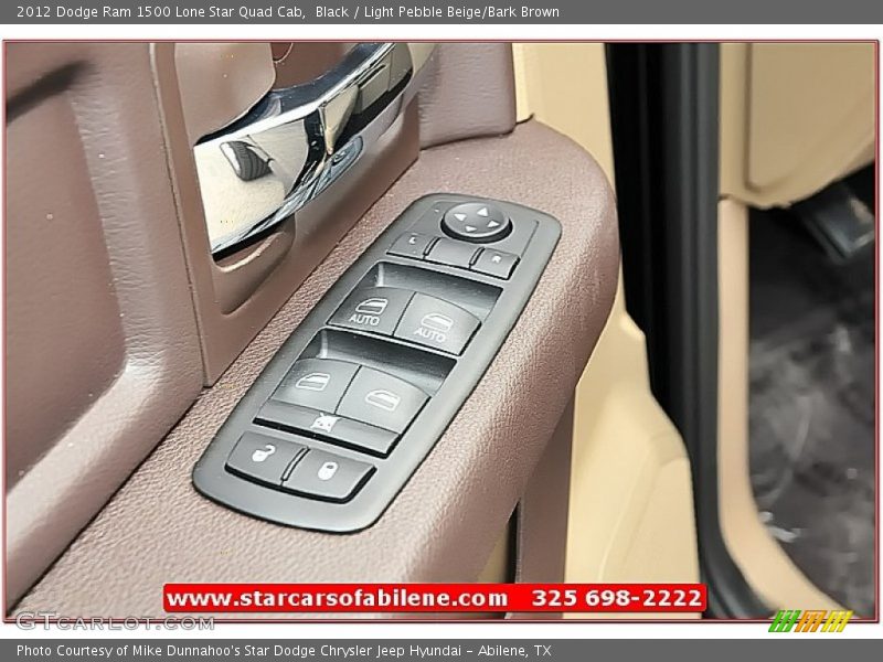 Black / Light Pebble Beige/Bark Brown 2012 Dodge Ram 1500 Lone Star Quad Cab