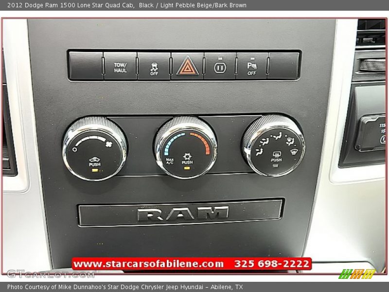 Black / Light Pebble Beige/Bark Brown 2012 Dodge Ram 1500 Lone Star Quad Cab
