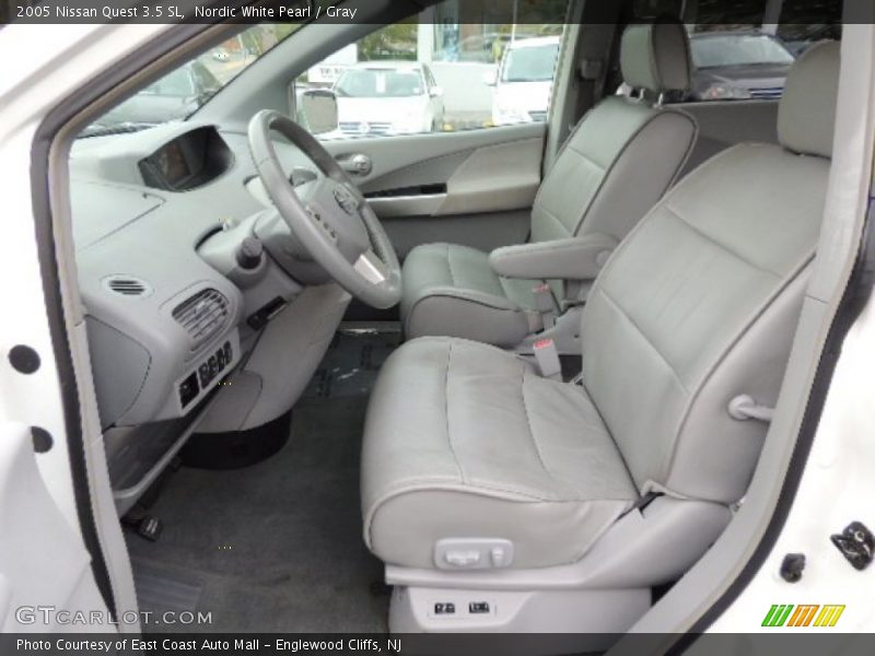 Gray Interior - 2005 Quest 3.5 SL 