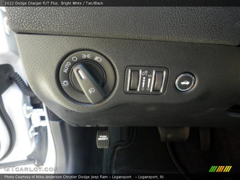 Bright White / Tan/Black 2012 Dodge Charger R/T Plus