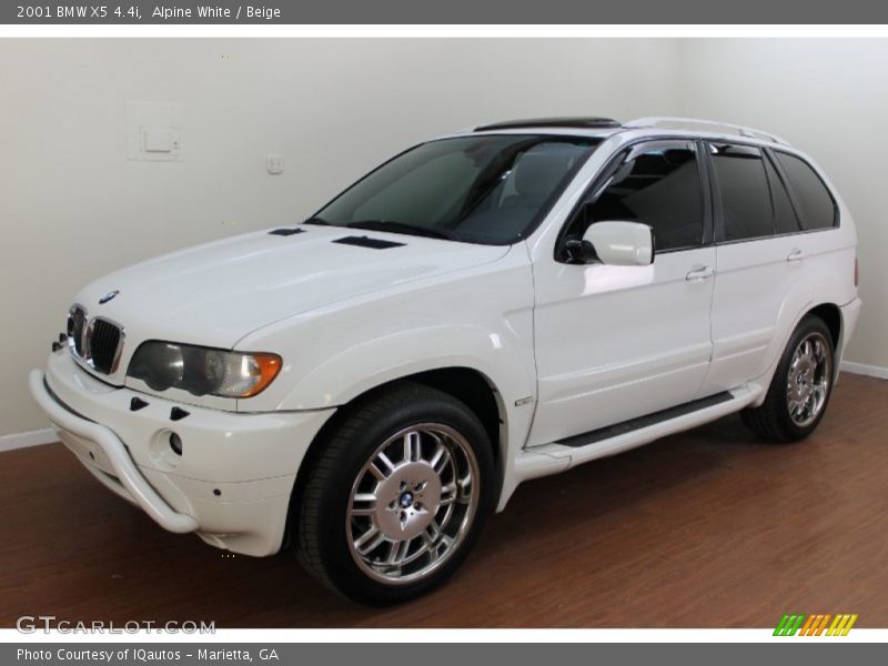 Alpine White / Beige 2001 BMW X5 4.4i