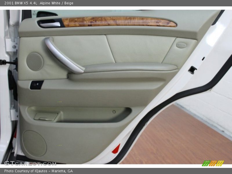 Alpine White / Beige 2001 BMW X5 4.4i